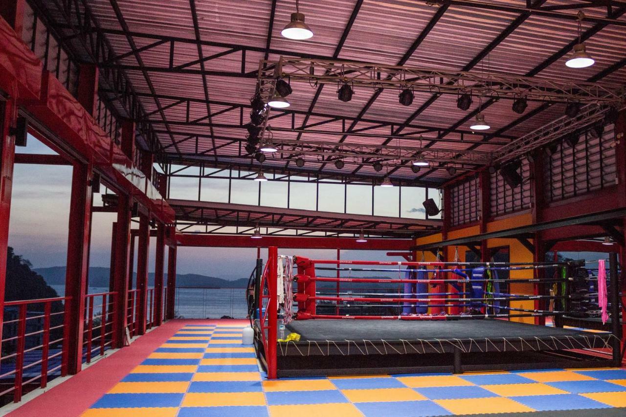 Khunsuek Muaythai Hostel Ao Nang Esterno foto